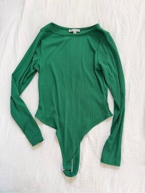 Ribbed Long-Sleeve Bodysuit in Emerald Green